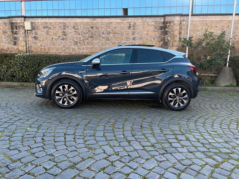 Usata Renault Captur Techno 93 CV (68 kW) 2023 Blu SUV