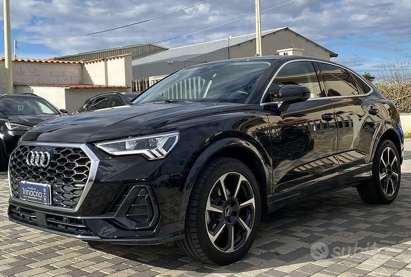 Nero Usata 2021 Audi Q3 Sportback Ambiente SUV | 32.900 € (Buon prezzo) - Immagine 1/4