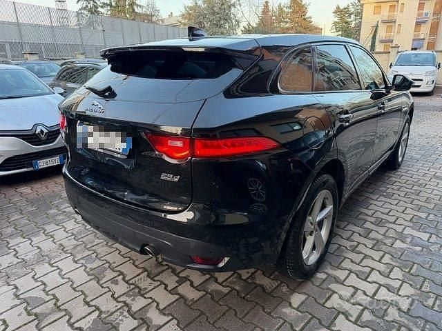 Usata Jaguar F-Pace R-Sport 241 CV (177 kW) 2018 Nero SUV