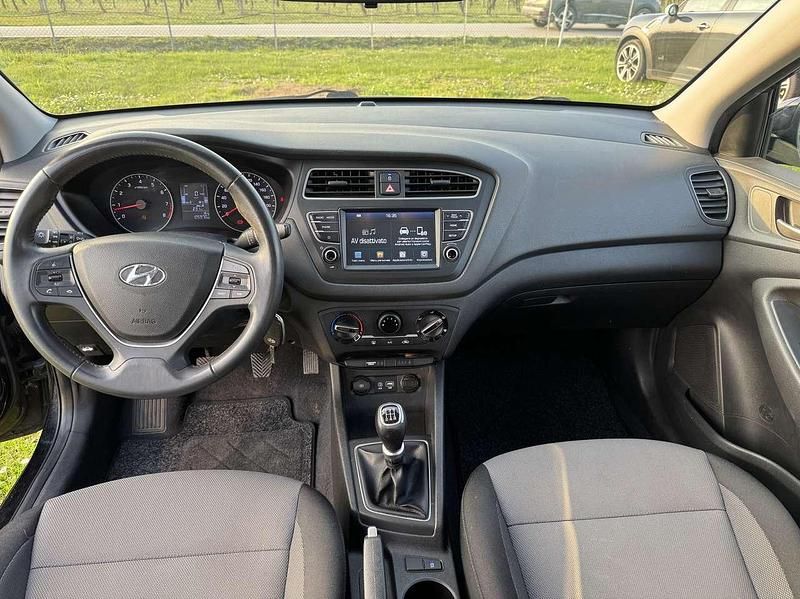 Usata Hyundai i20 75 CV (55 kW) 2019 Other Utilitaria