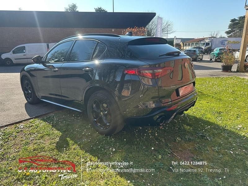 Usata Alfa Romeo Stelvio Super 150 CV (110 kW) 2018 Nero SUV
