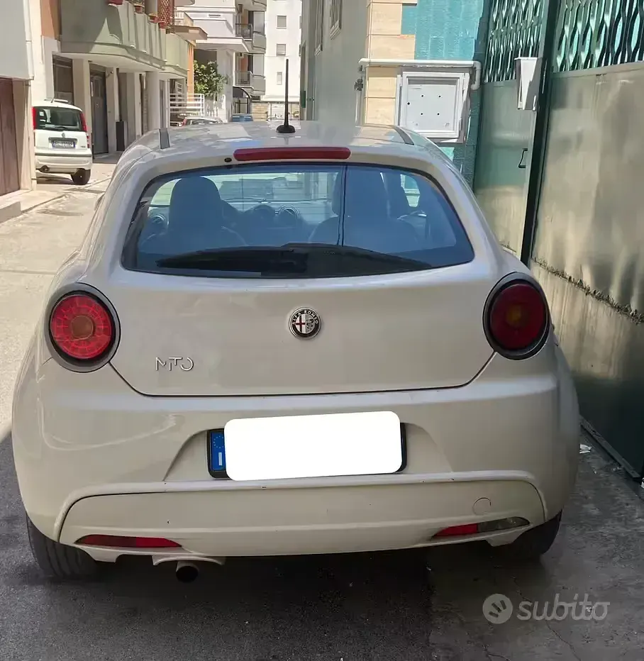 Usata Alfa Romeo MiTo 79 CV (58 kW) 2009 Bianco Utilitaria