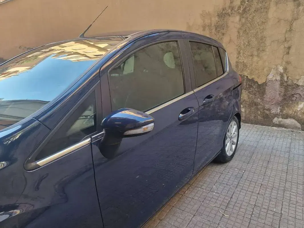 Usata Ford B-MAX Business Edition 90 CV (66 kW) 2015 Blu/azzurro Monovolume