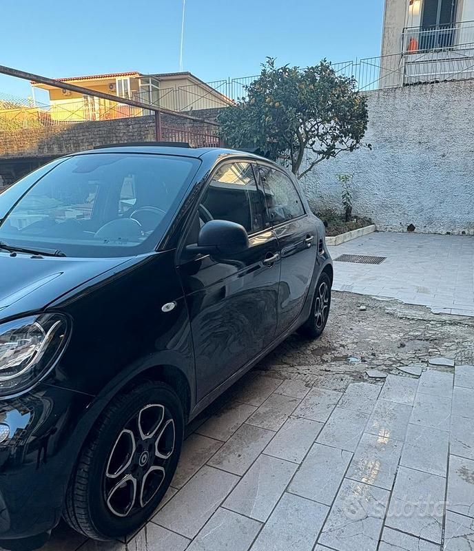 Usata Smart ForFour Passion 90 CV (66 kW) 2020 Nero Utilitaria