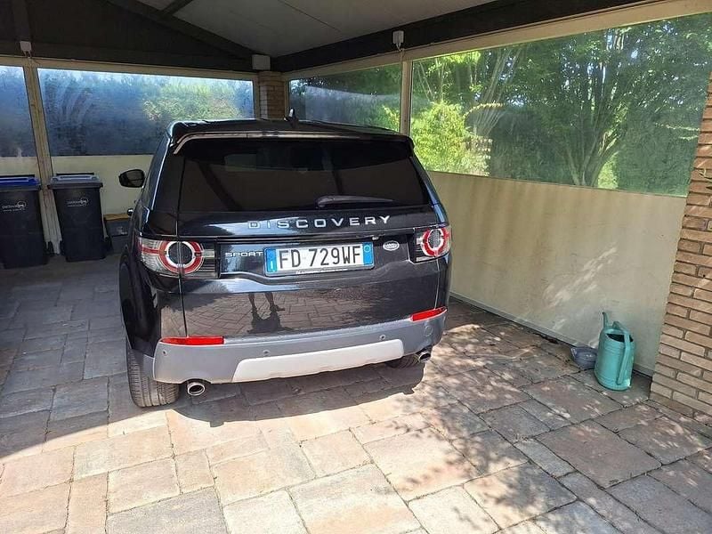 Nero Usata 2016 Land Rover Discovery Sport HSE SUV | 14.000 € (Buon prezzo) - Immagine 1/4