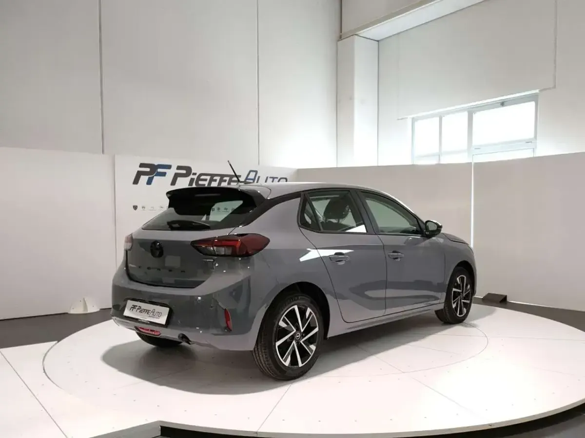 Nuova Opel Corsa Edition 110 CV (80 kW) 2026 Grafik grey Utilitaria