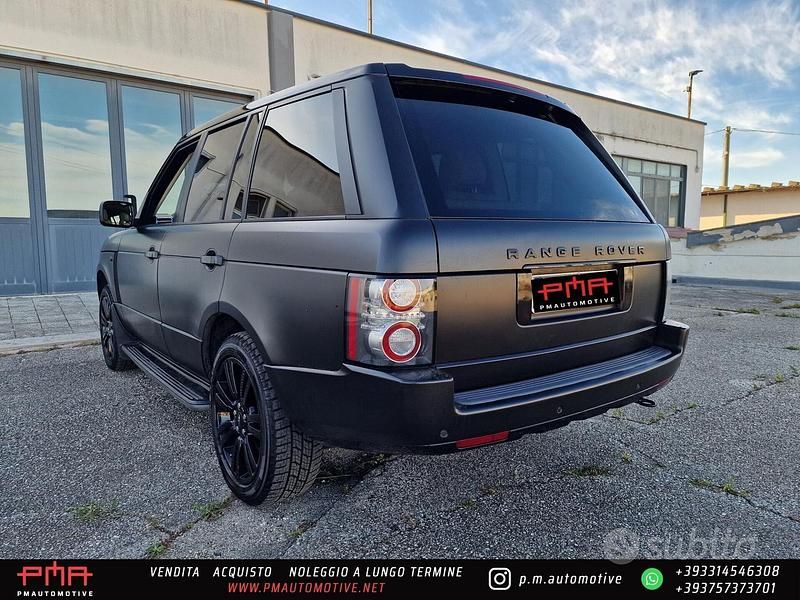 Usata Land Rover Range Rover Vogue SE 272 CV (200 kW) 2010 Nero SUV