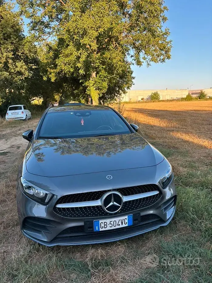 Usata Mercedes A200 150 CV (110 kW) 2020 Grigio Berlina