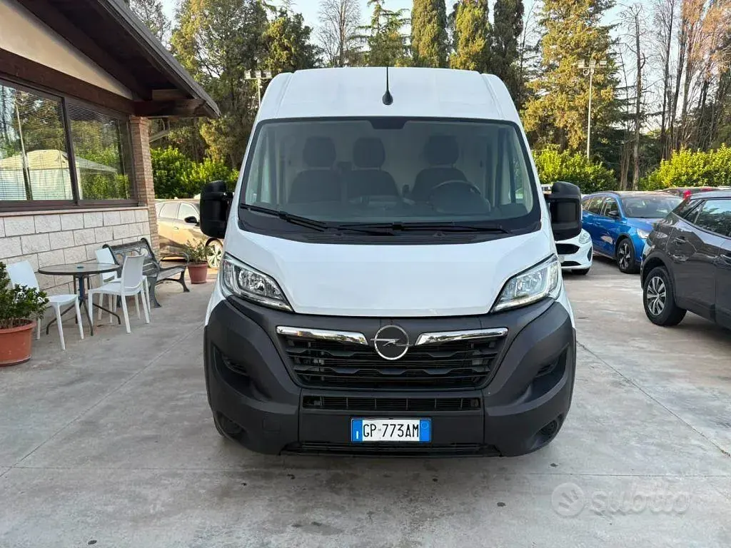 Usata Opel Movano S 140 CV (102 kW) 2023 Bianco Furgone