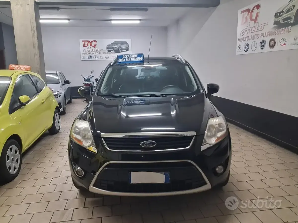Usado Ford Kuga Titanium 136 CV (100 kW) 2008 Azul SUV