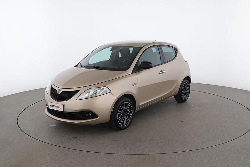 Oro Usata 2020 Lancia Ypsilon Gold Utilitaria | 11.499 € (Buon prezzo) - Immagine 1/4