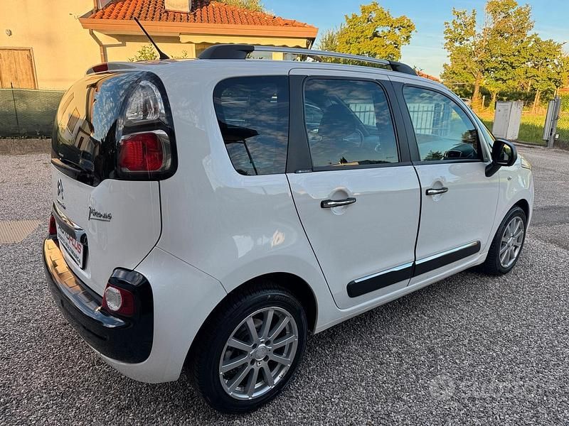 Usata Citroën C3 Picasso Exclusive 110 CV (80 kW) 2015 Bianco Monovolume