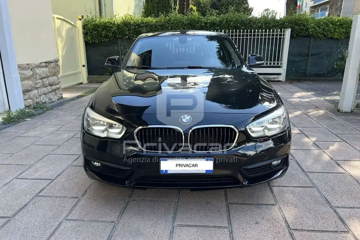 Usata BMW 116 Advantage 116 CV (85 kW) 2017 Nero Utilitaria