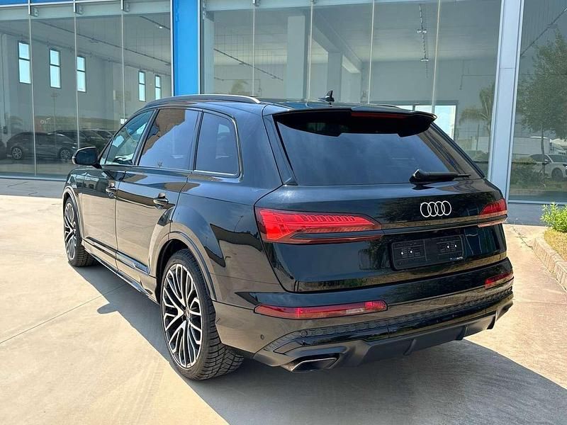 Usata Audi Q7 S-Line 231 CV (169 kW) 2024 Nero SUV