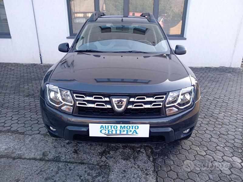 Usata Dacia Duster 110 CV (80 kW) 2016 Grigio SUV