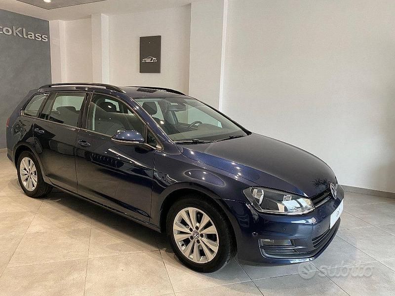 Usata VW Golf VII 110 CV (80 kW) 2016 Atlantic blue Station wagon