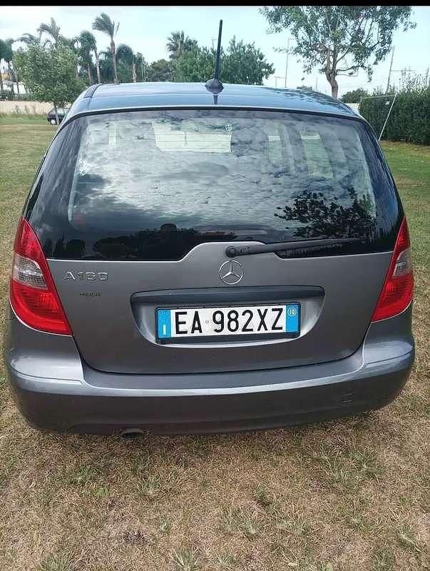 Usata Mercedes A160 Executive 95 CV (69 kW) 2010 Grigio Monovolume