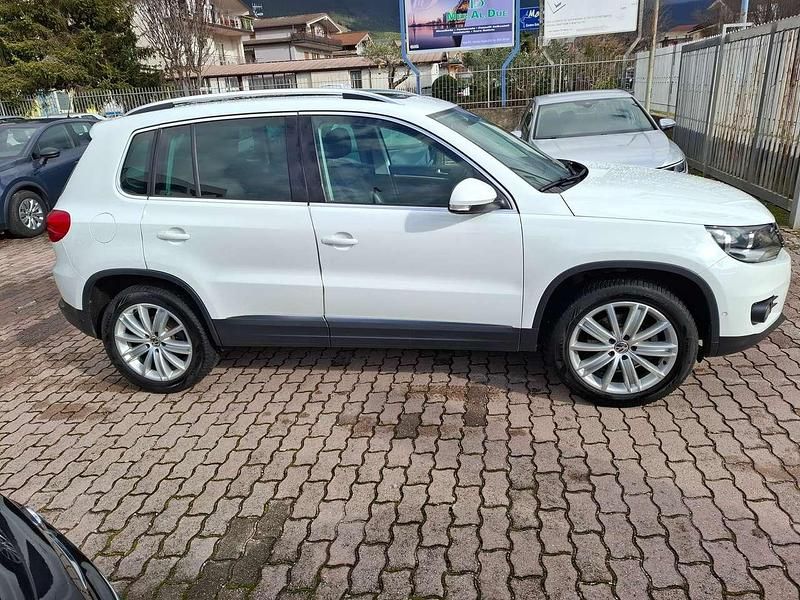 Usata VW Tiguan Sport 140 CV (102 kW) 2015 Bianco SUV