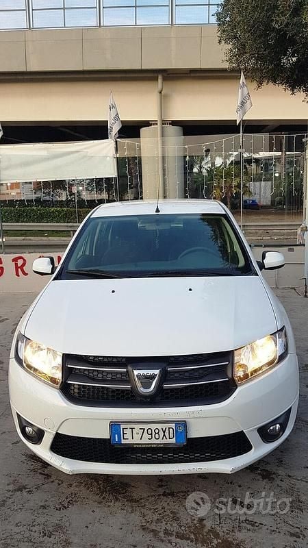 Usata Dacia Sandero 72 CV (52 kW) 2014 Bianco Berlina
