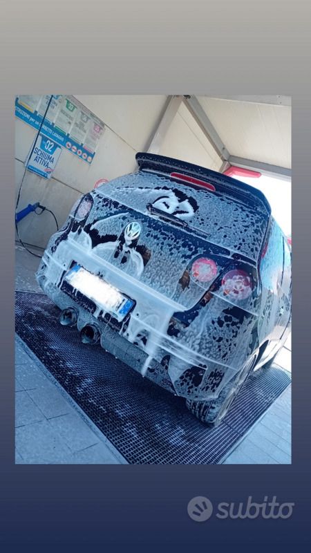 Usata VW Golf V 105 CV (77 kW) 2007 Nero Berlina