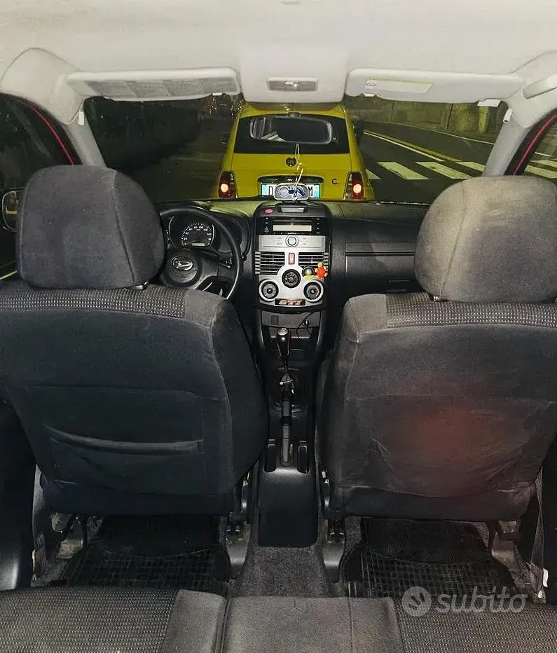Usata Daihatsu Terios 86 CV (63 kW) 2026 Rosso SUV