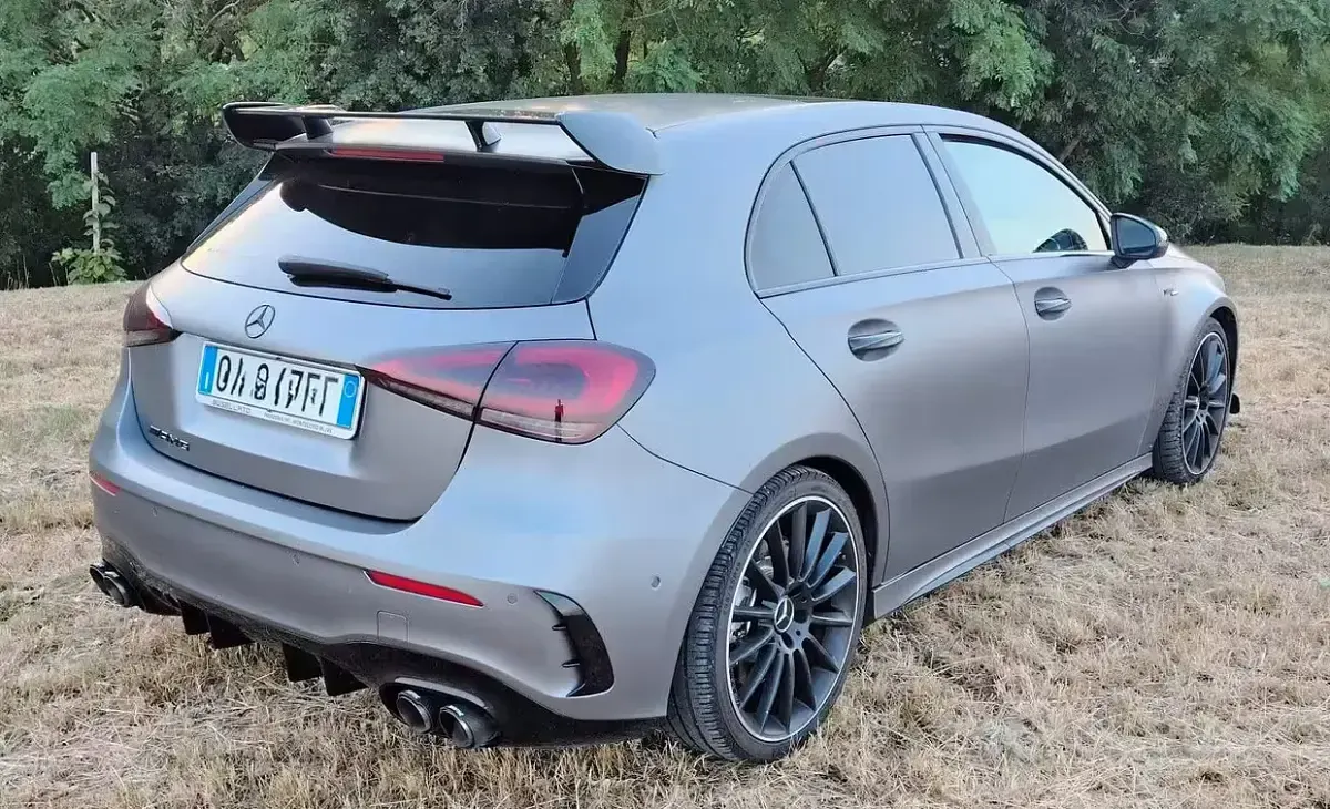 Usata Mercedes A35 AMG AMG 306 CV (225 kW) 2020 Grigio Berlina