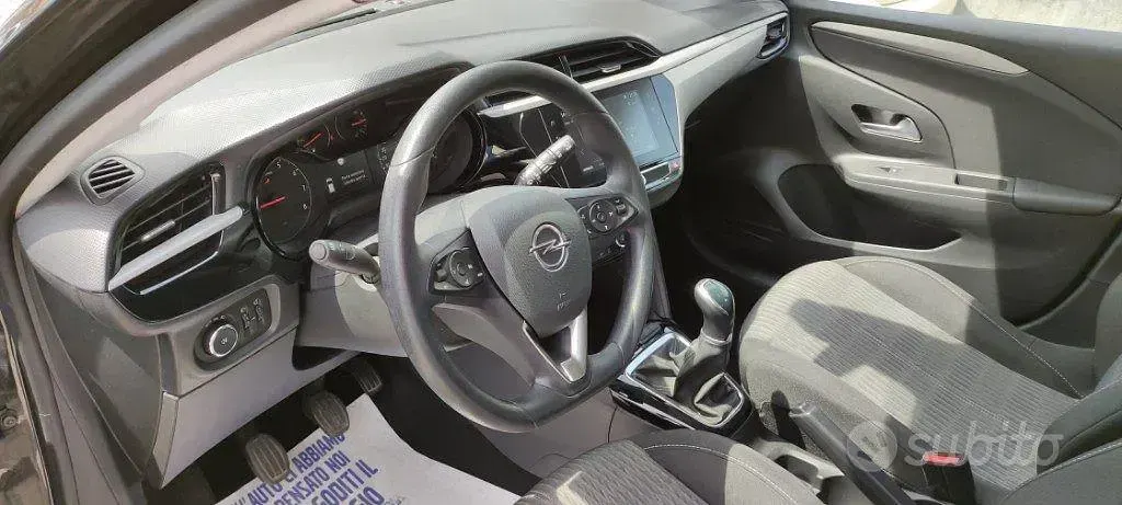 Usata Opel Corsa Elegance 75 CV (55 kW) 2022 Nero metallizzato Utilitaria