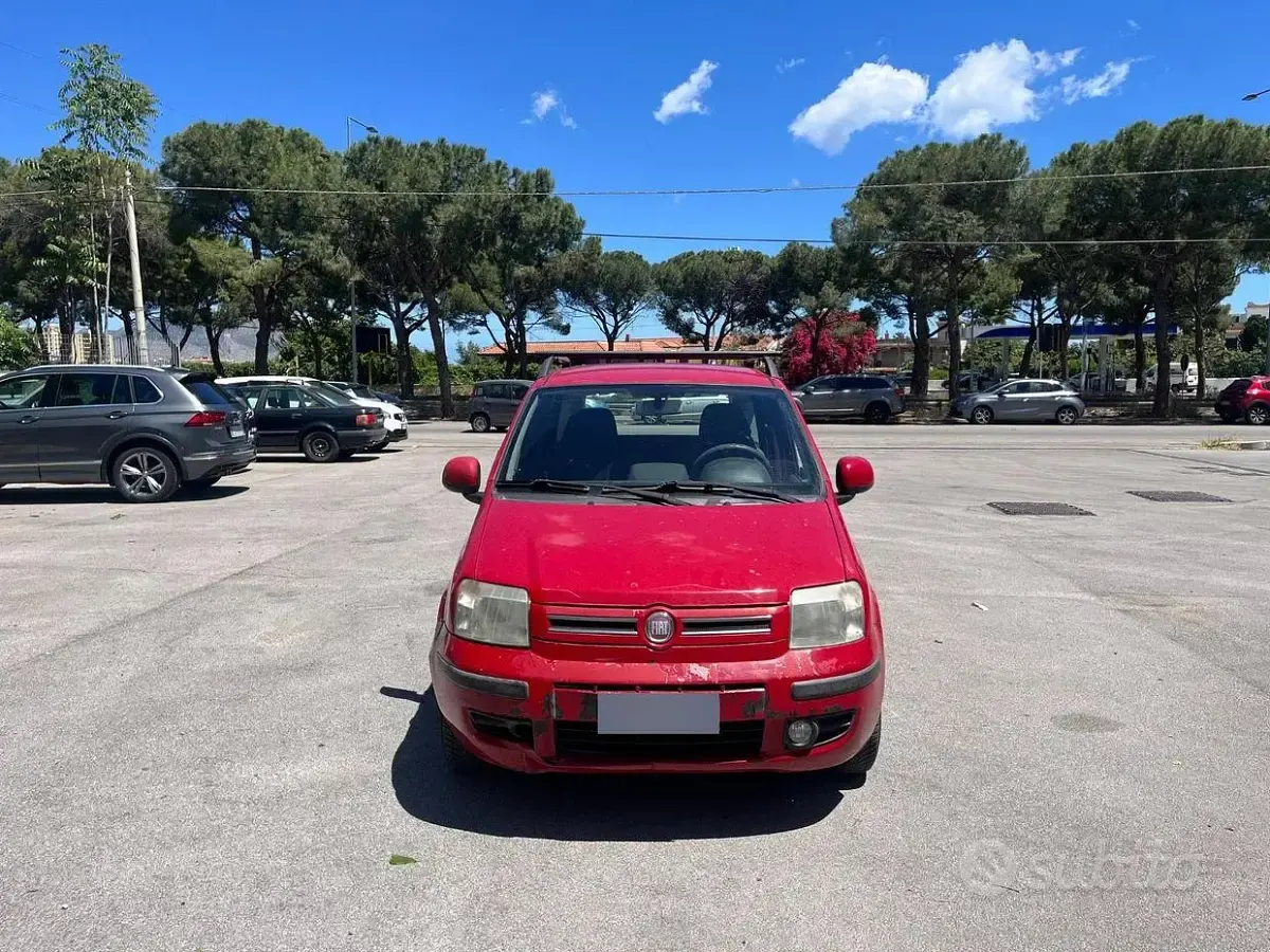 Usata Fiat Panda 69 CV (50 kW) 2010 Rosso Utilitaria
