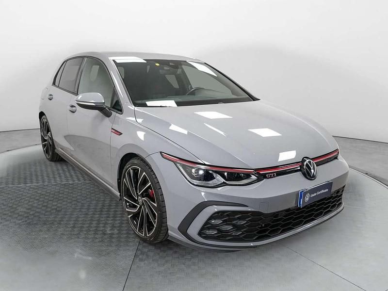 Usata VW Golf VIII GTI 245 CV (180 kW) 2023 Grigio Utilitaria