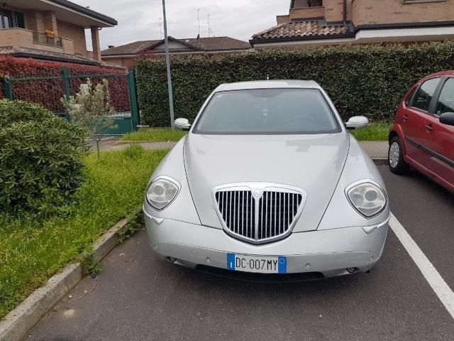 Lancia thema 2020 price picture