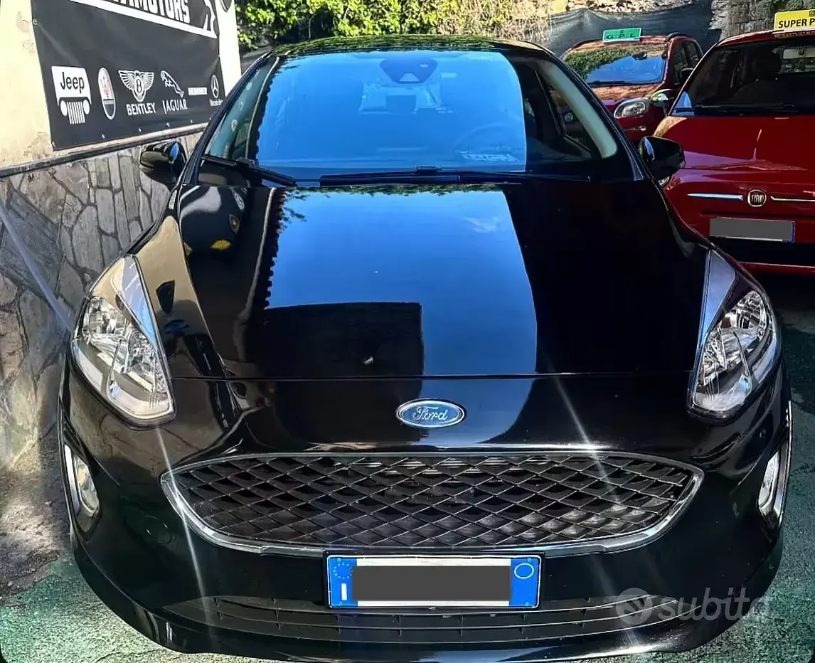 Usata Ford Fiesta 95 CV (69 kW) 2017 Nero Utilitaria