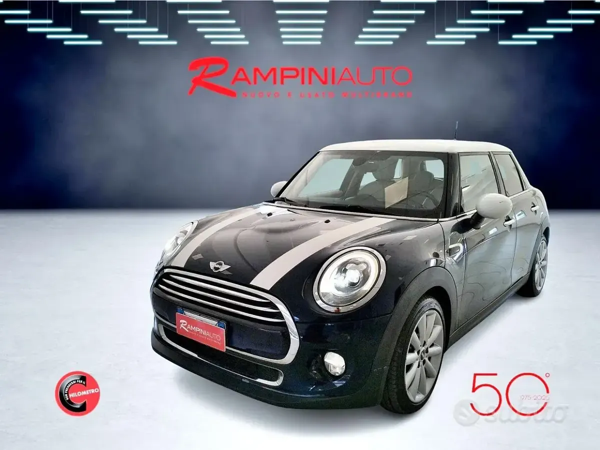 Usata Mini Cooper D 116 CV (85 kW) 2016 Bluazzurro Utilitaria