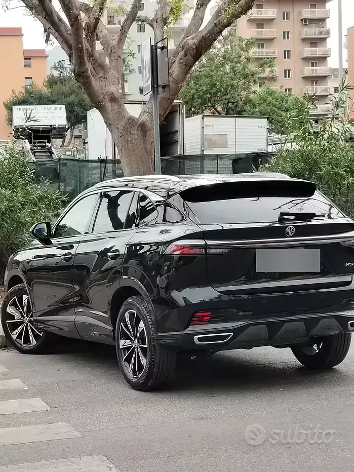Usata MG HS Comfort 170 CV (125 kW) 2025 Nero SUV