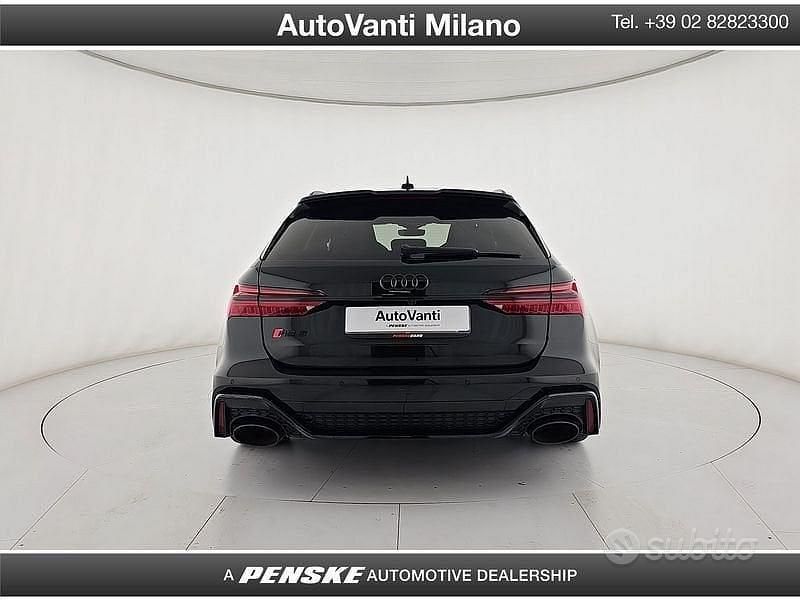 Usata Audi RS6 Ambiente 600 CV (441 kW) 2022 Nero Station wagon