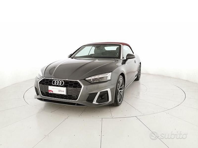 Usata Audi A5 Cabriolet S-Line 204 CV (150 kW) 2024 Grigio Cabrio