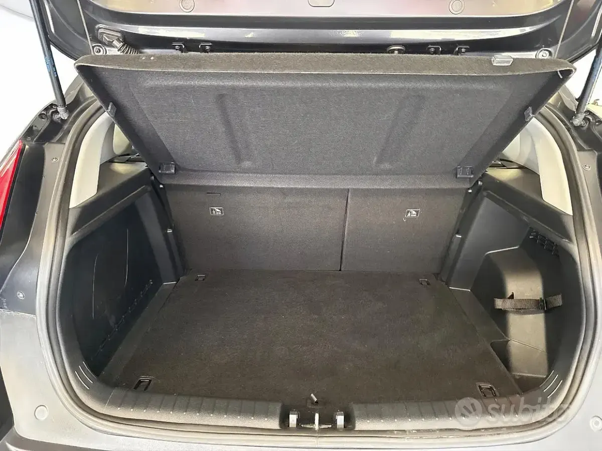 Usata Hyundai Bayon 101 CV (74 kW) 2022 Black metallic SUV