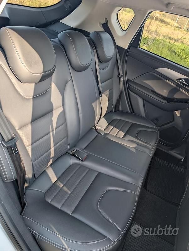 Usata EVO Evo 5 127 CV (93 kW) 2023 Bianco SUV