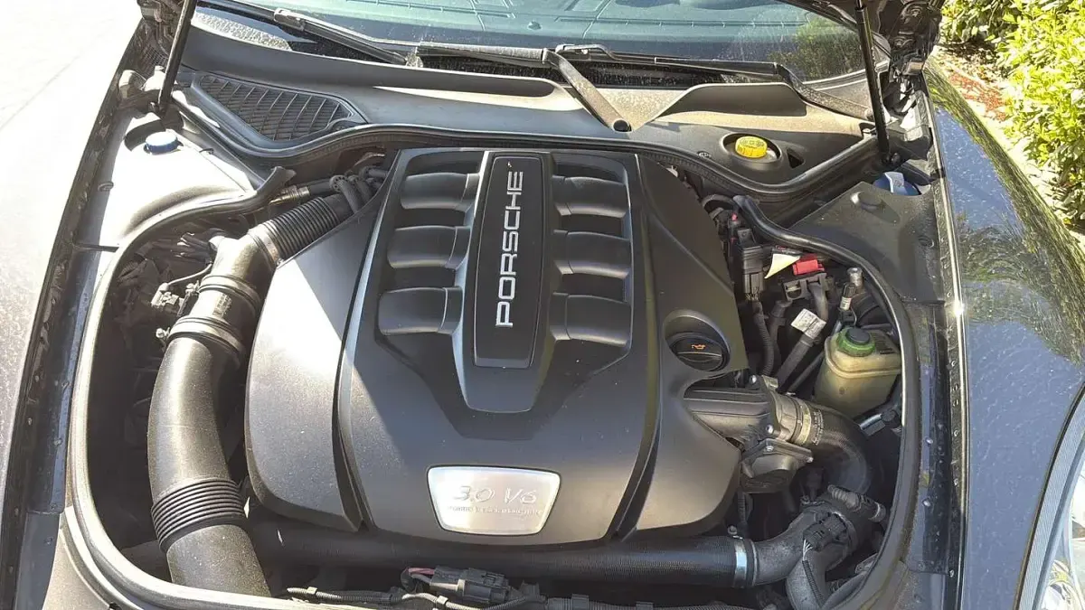 Usata Porsche Panamera 250 CV (183 kW) 2012 Utilitaria