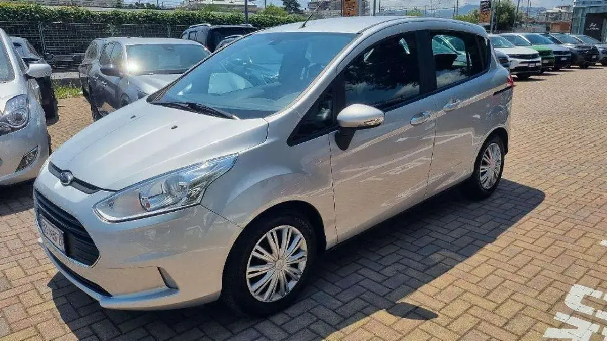 Usata Ford B-MAX Business Edition 101 CV (74 kW) 2016 Grigio Monovolume