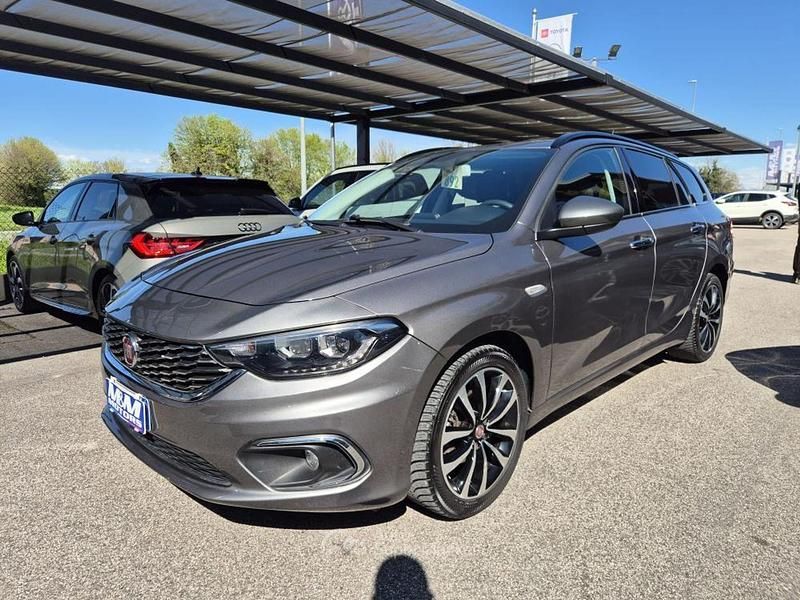 Usata Fiat Tipo Lounge 120 CV (88 kW) 2017 Grigio Station wagon