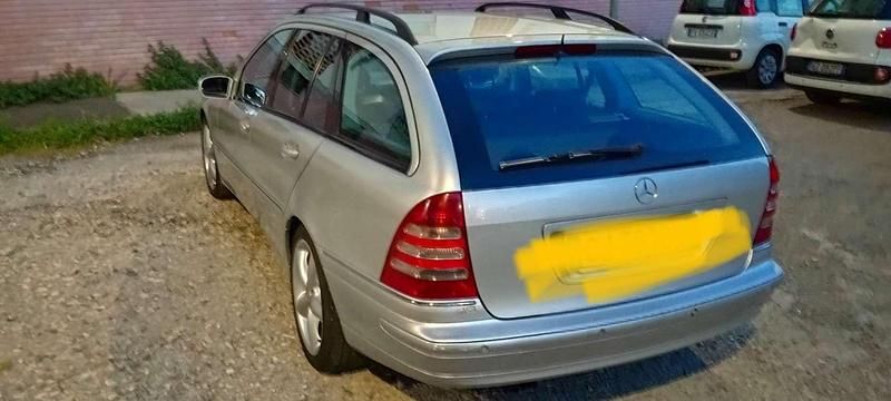 Grigio Usata 2004 Mercedes C220 Avantgarde Station wagon | 1000 € (Super prezzo) - Immagine 1/4