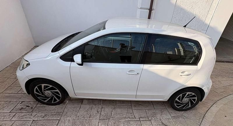 Gebraucht VW up! Move 60 PS (44 kW) 2019 Weiß Kleinwagen