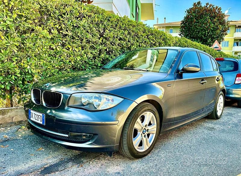 Usata BMW 120 2009 Grigio Utilitaria