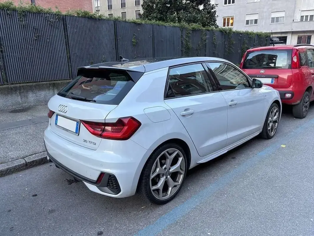 Usata Audi A1 Sportback Ambiente 150 CV (110 kW) 2019 Bianco Utilitaria