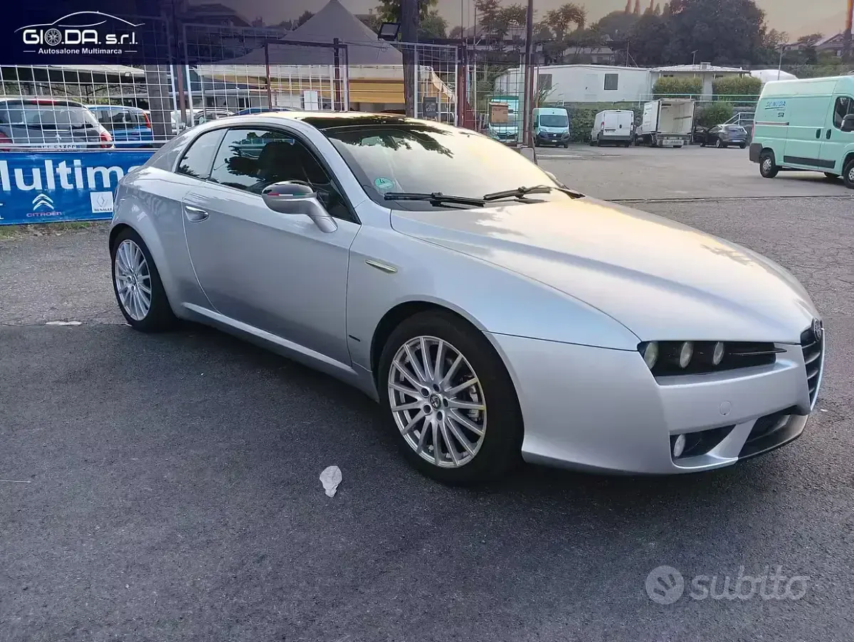 Usata Alfa Romeo Brera 185 CV (136 kW) 2006 Grigio Coupé