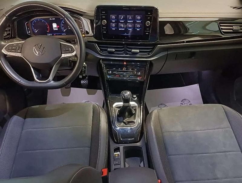 Usata VW T-Roc Style 110 CV (80 kW) 2022 Argento SUV