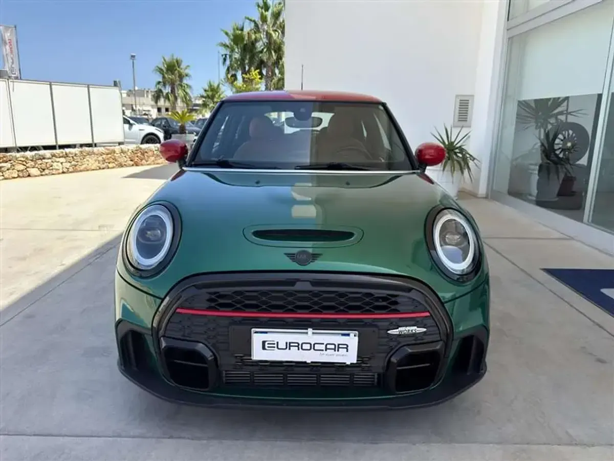Usata Mini John Cooper Works 231 CV (169 kW) 2023 Verde / green Utilitaria