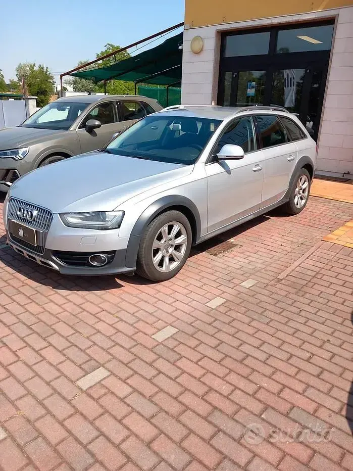 Usata Audi A4 Allroad Advanced 177 CV (130 kW) 2012 Grigio Station wagon