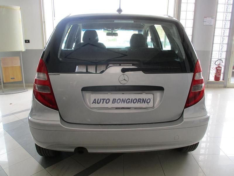 Occasion Mercedes A180 Classic 110 ch (80 kW) 2005 Marron Monospace