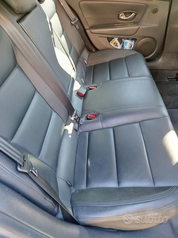 Usata Renault Laguna III Initiale 175 CV (128 kW) 2008 Berlina